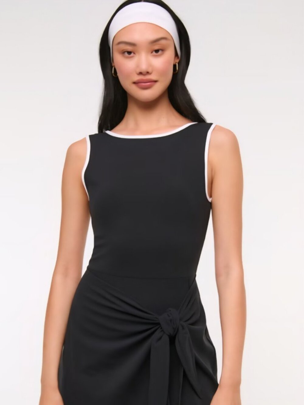 Abercrombie & Fitch YPB studioFLEX Tie Game Dress Romper Black size small